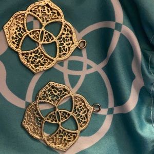 Kendra Scott Gold earrings